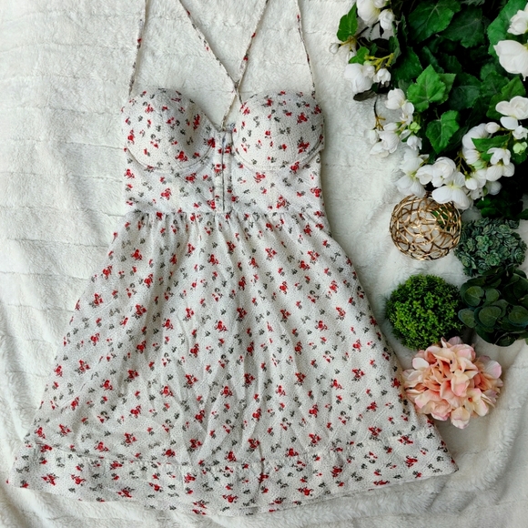 SIZE 5 Guess floral printed sundress - Picture 1 of 4